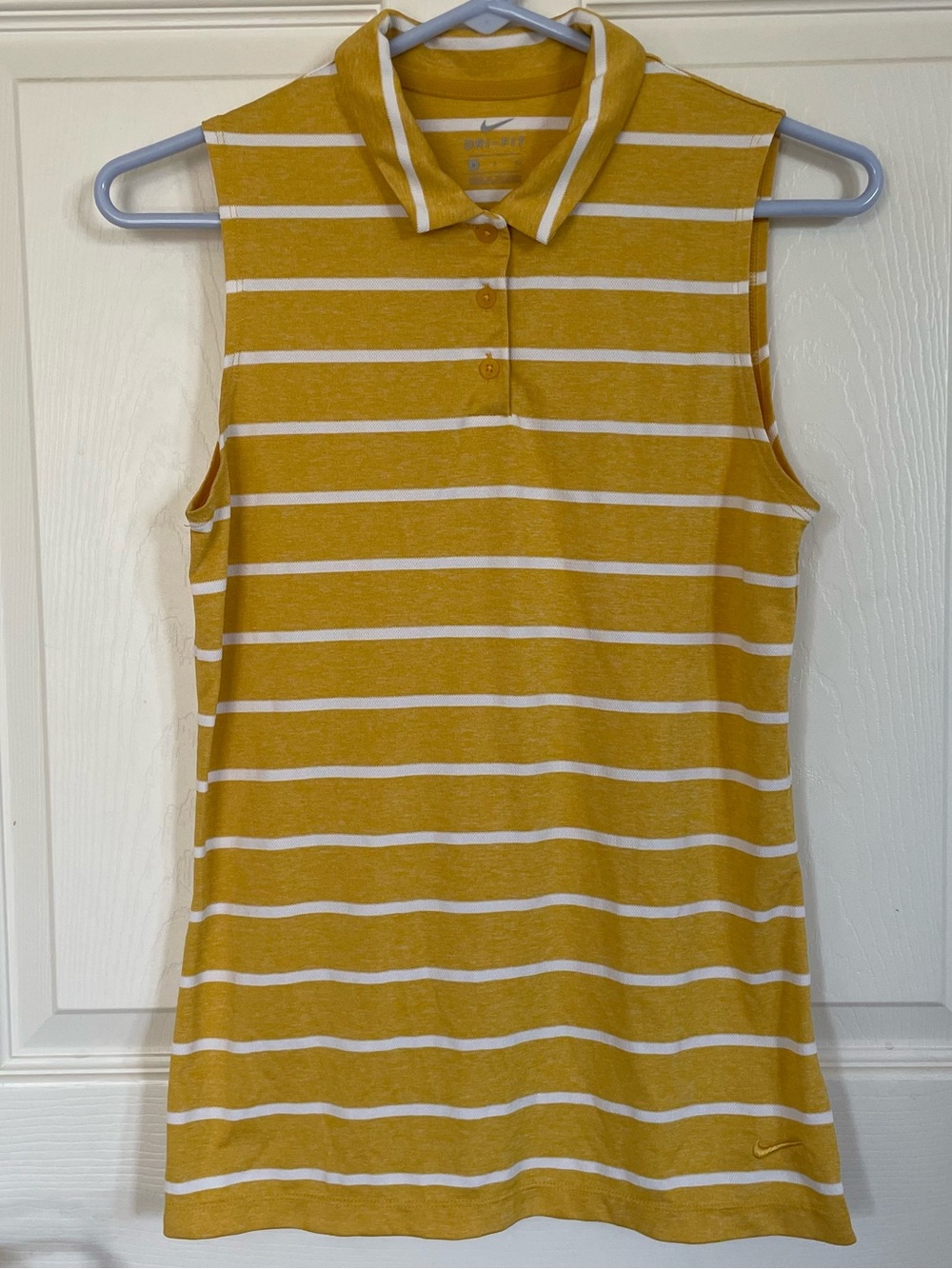 Nike Dri Fit Sleeveless Collared Tank size S